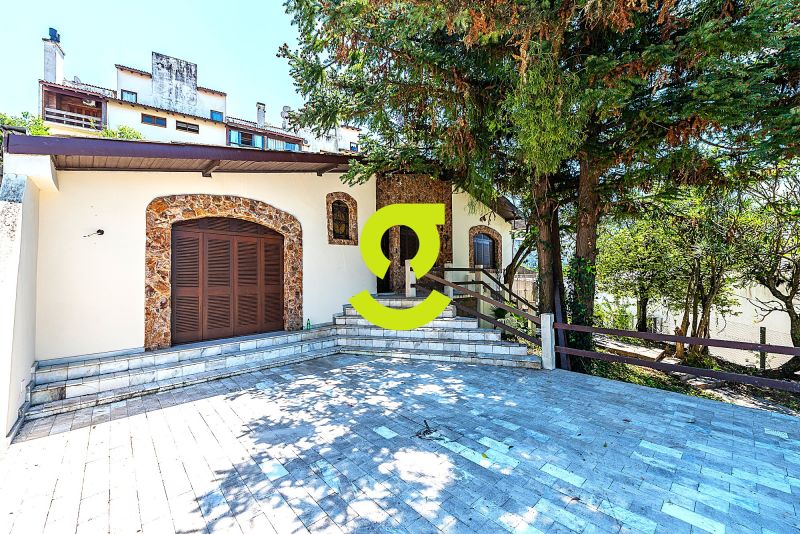 Casa Comercial com 206m na Wenceslau Escobar  Vi...