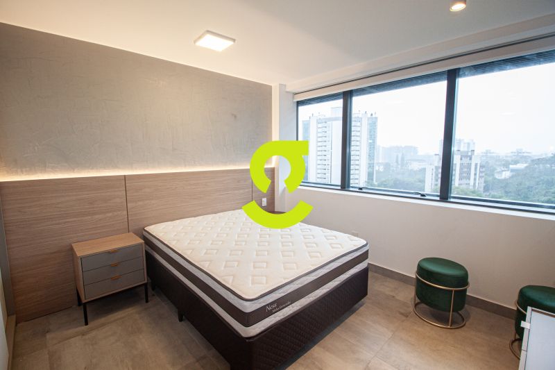 Loft MOBILIADO, 32m priv, andar alto, vista espeta...