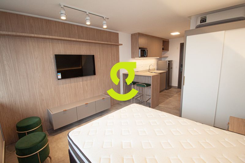 Loft MOBILIADO, 32m priv, andar alto, vista espeta...