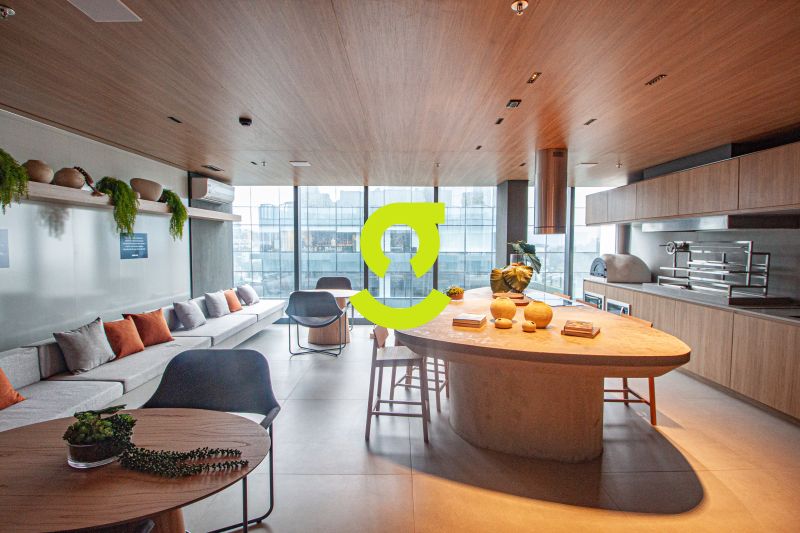 Loft MOBILIADO, 32m priv, andar alto, vista espeta...