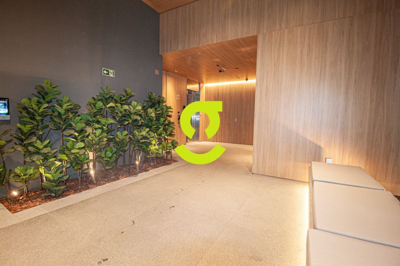 Loft MOBILIADO, 32m priv, andar alto, vista espeta...