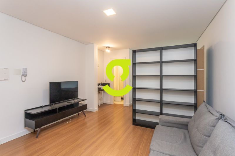 Apartamento de 37M, semi mobiliado, condomnio ve...