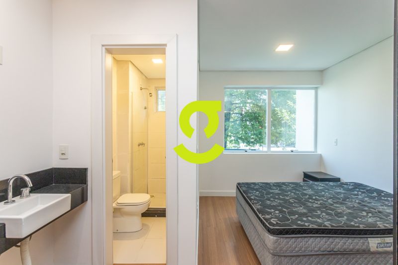 Apartamento de 37M, semi mobiliado, condomnio ve...