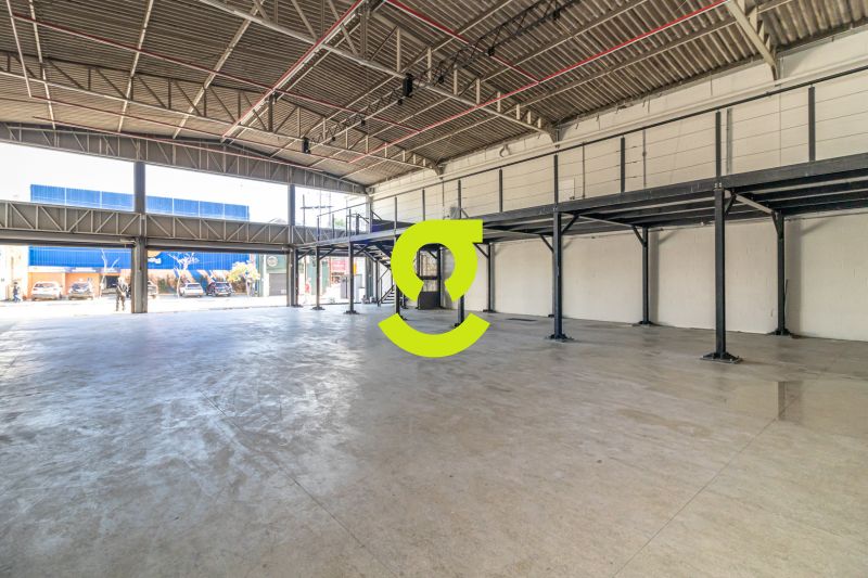 LOJA COMERCIAL - 430 m - P DIREITO DUPLO - VAGA ...