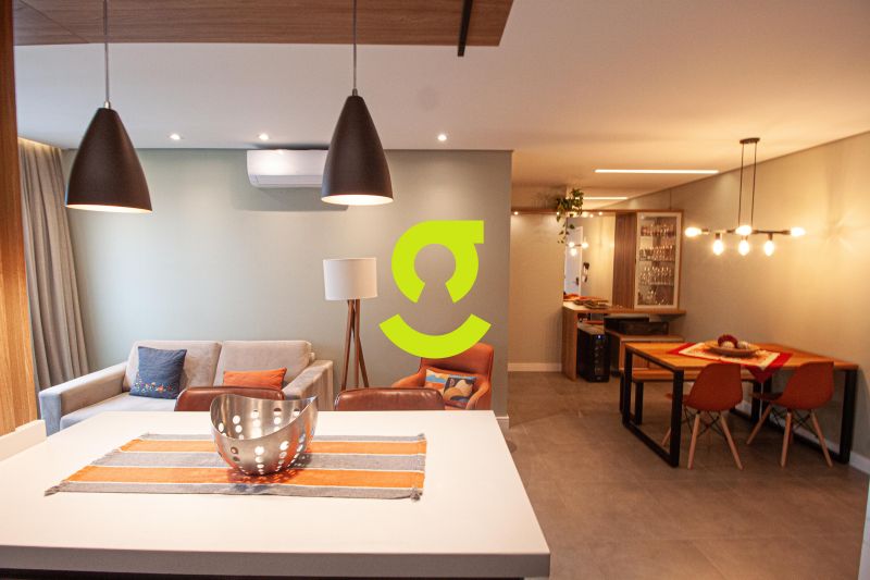 Excelente apto, MOBILIADO e DECORADO, andar alto, ...