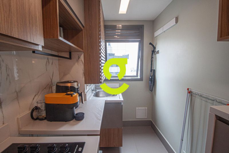 Excelente apto, MOBILIADO e DECORADO, andar alto, ...