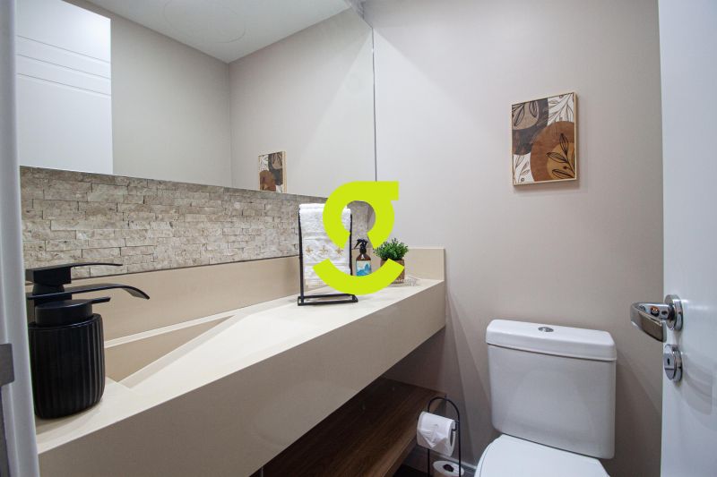 Excelente apto, MOBILIADO e DECORADO, andar alto, ...