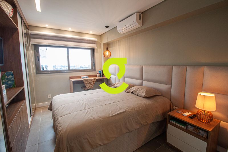 Excelente apto, MOBILIADO e DECORADO, andar alto, ...