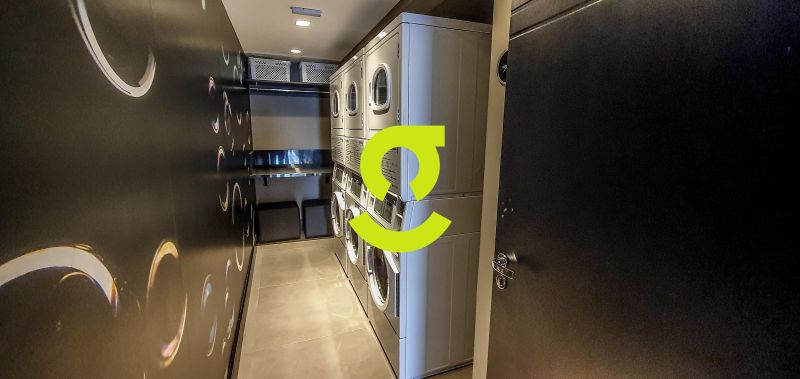 LOFT MOBILIADO, ANDAR ALTO, UMA VAGA! INFRA COMPLE...