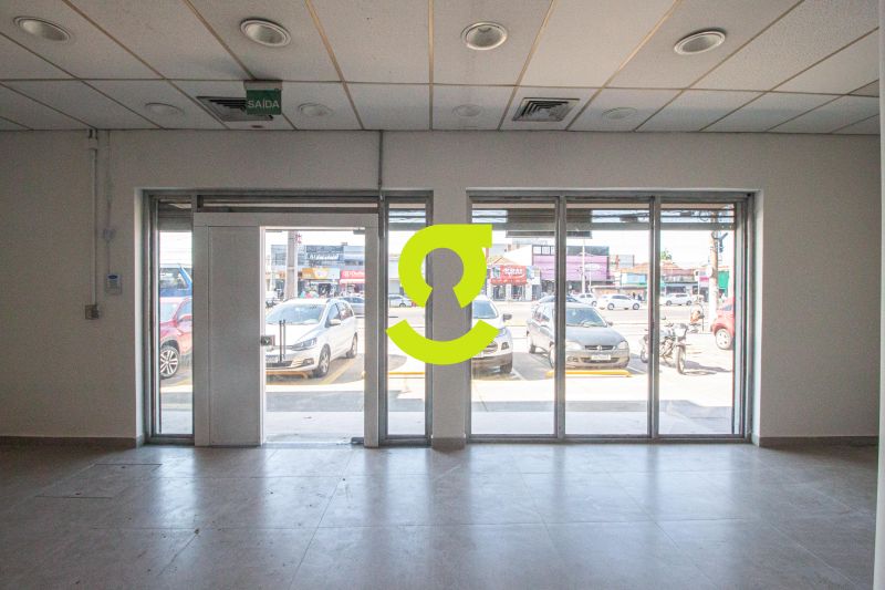 Loja Impecvel 320m na Assis Brasil - Fachada Amp...