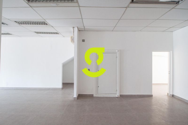 Loja Impecvel 320m na Assis Brasil - Fachada Amp...