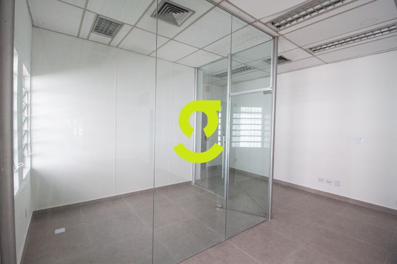 Loja Impecvel 320m na Assis Brasil - Fachada Amp...