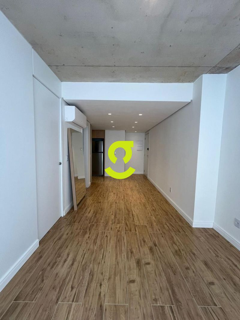 timo apto NOVO, 45m priv, andar alto, semi mobili...