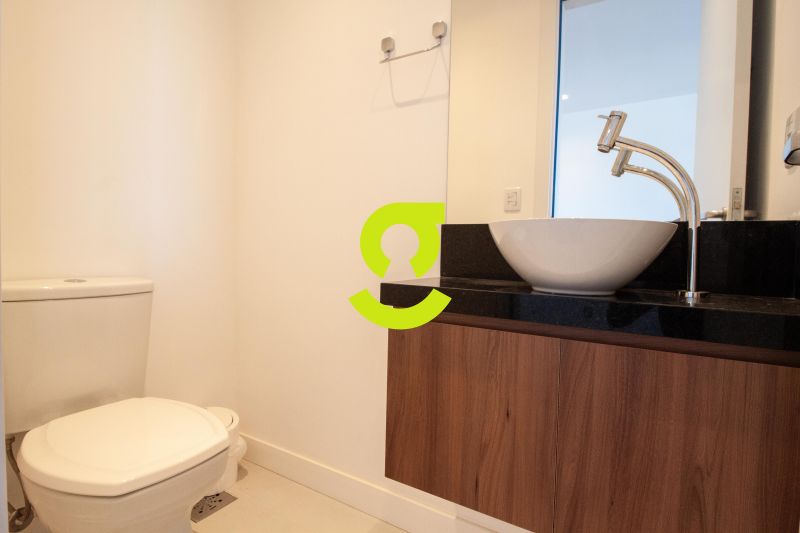 Apartamento Alto Padro 91m com 2 Sutes e Roofto...