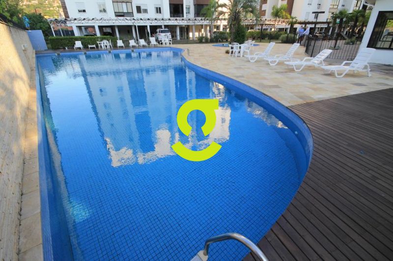 Apto semi mobiliado, 72m, 2 dorm, vaga coberta e i...