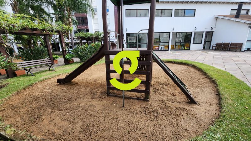 Apto semi mobiliado, 72m, 2 dorm, vaga coberta e i...