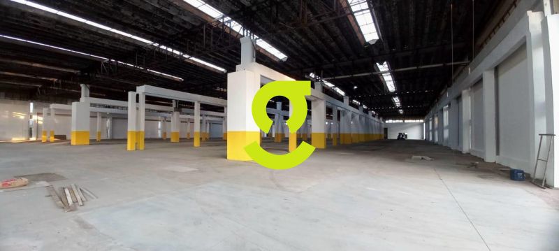 Depsito Logstico 6.452m na Guilherme Schell  C...