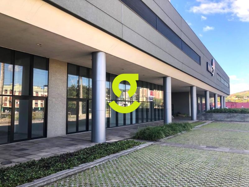 Loja na Av. Ipirangade de 802m no Empreendimento ...