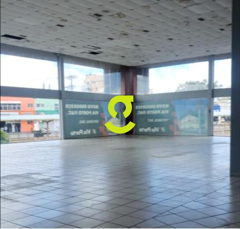 Loja Imponente com mais de 9000m, mais de 100 vag...