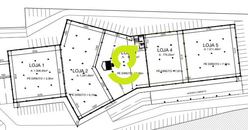 Loja Imponente com mais de 9000m, mais de 100 vag...