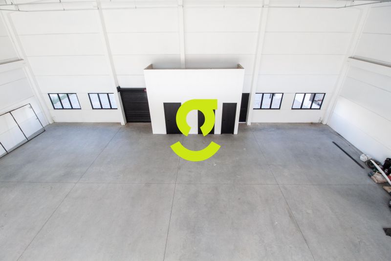 Loja alto padro, toda reformada, 500m, 3 banheiro...