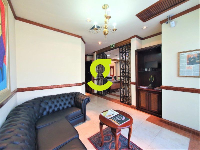 **Um palcio no corao de Porto Alegre.** Arquite...