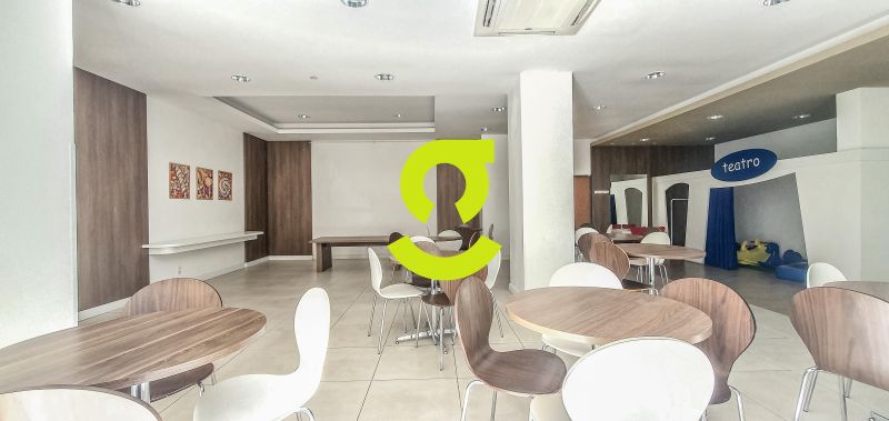 Excelente apto semi mobiliado, anda alto, 106m, la...