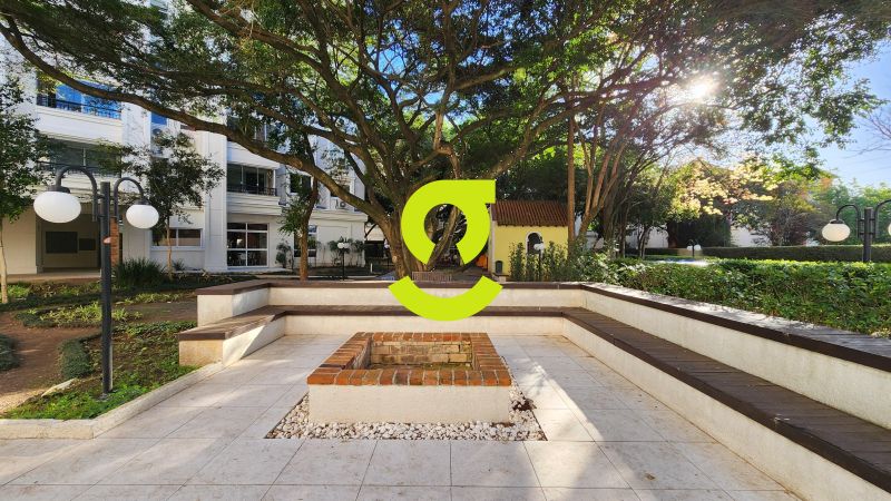 Excelente apto semi mobiliado, anda alto, 106m, la...