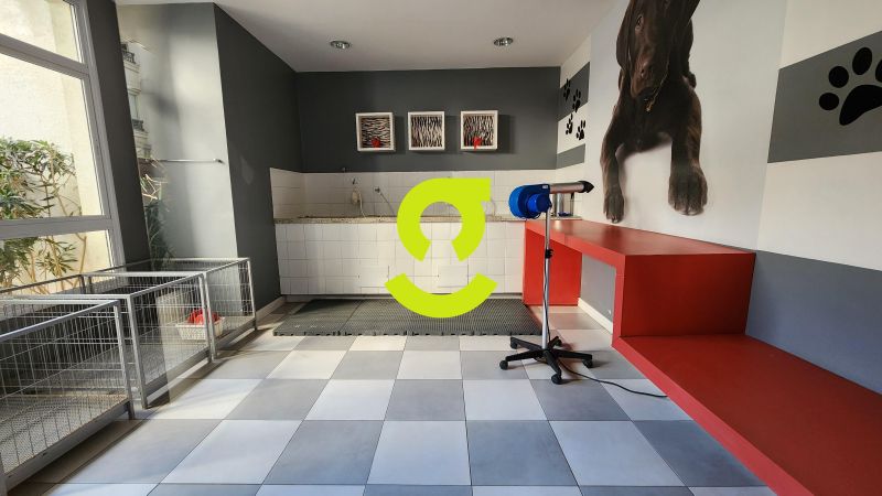 Excelente apto semi mobiliado, anda alto, 106m, la...