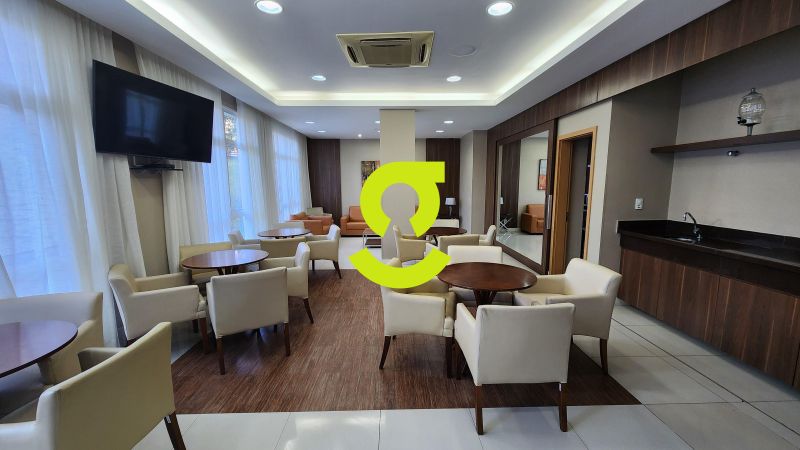 Excelente apto semi mobiliado, anda alto, 106m, la...