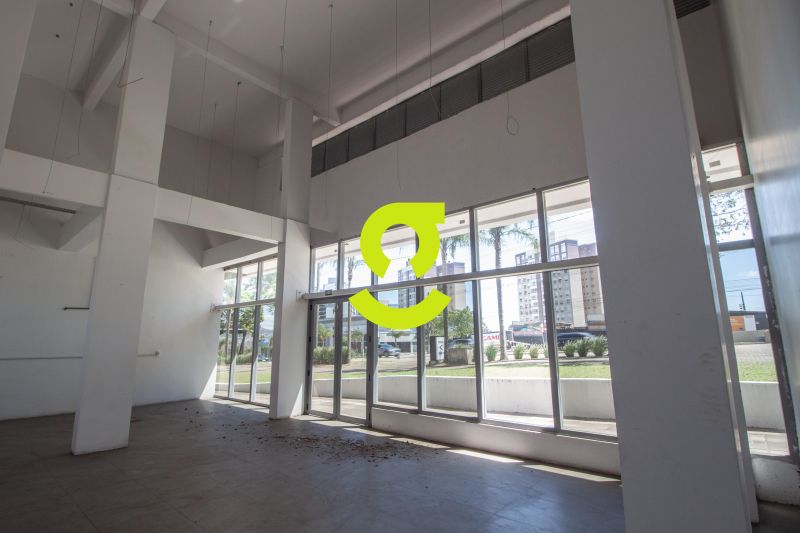 ** PRESENA QUE IMPONDE - Loja Premium 795 m com ...