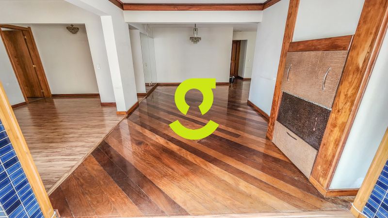 **174m privativos, 2 dormitrios (1 sute com hid...