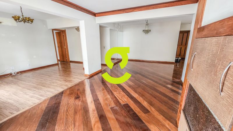 **174m privativos, 2 dormitrios (1 sute com hid...