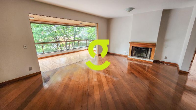 **174m privativos, 2 dormitrios (1 sute com hid...