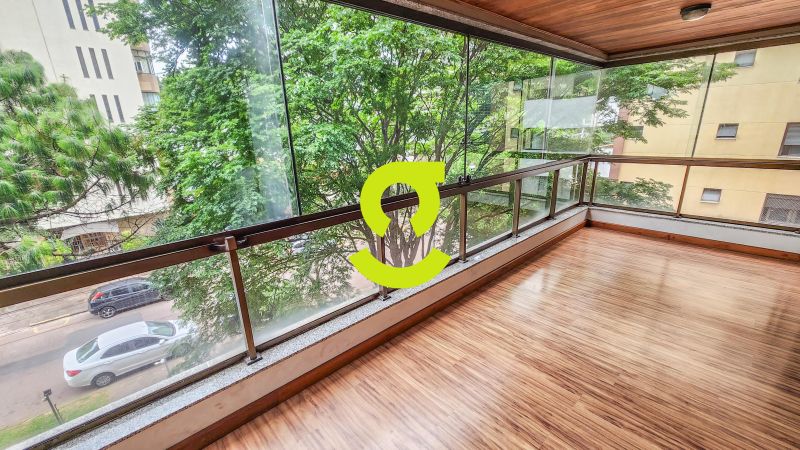 **174m privativos, 2 dormitrios (1 sute com hid...