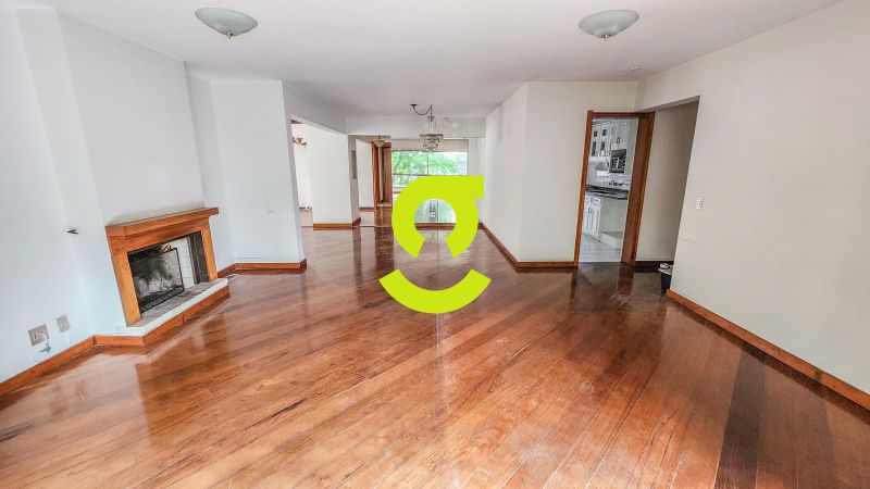 **174m privativos, 2 dormitrios (1 sute com hid...