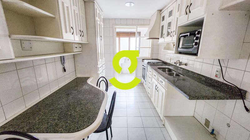 **174m privativos, 2 dormitrios (1 sute com hid...