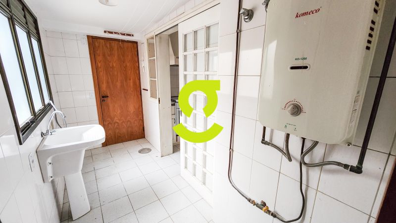 **174m privativos, 2 dormitrios (1 sute com hid...