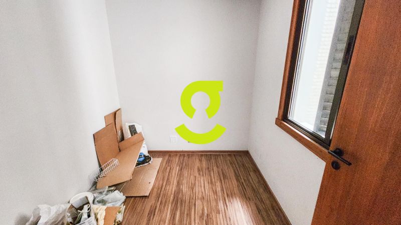 **174m privativos, 2 dormitrios (1 sute com hid...