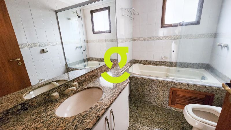 **174m privativos, 2 dormitrios (1 sute com hid...