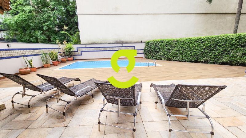 **174m privativos, 2 dormitrios (1 sute com hid...