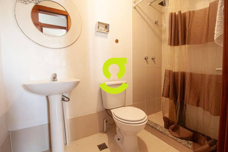 timo apto semi mobiliado, ar condicionado, sacada...