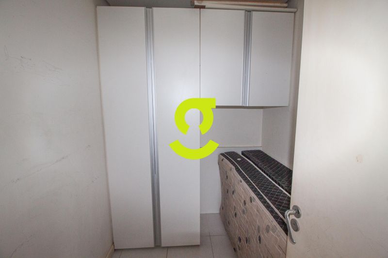 Cobertura semi mobiliado, 240m priv, lareira, ar c...