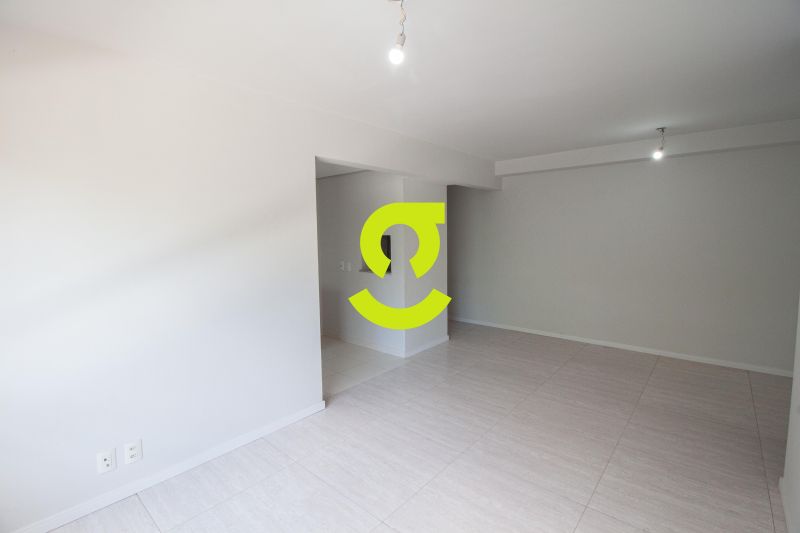 Apartamento semi mobiliado, 79m priv, churrasqueir...