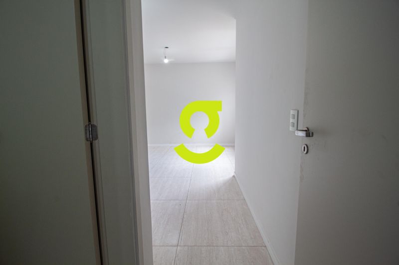 Apartamento semi mobiliado, 79m priv, churrasqueir...