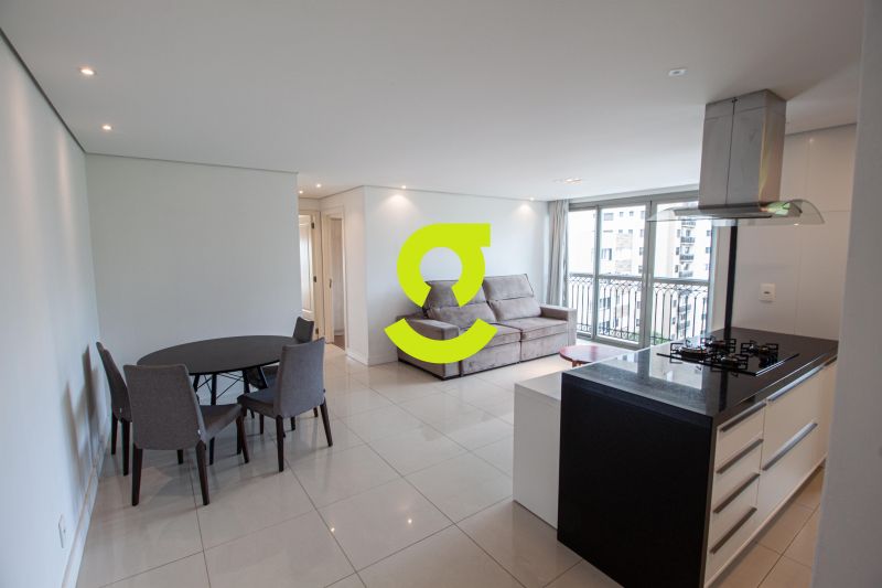 Excelente apto MOBILIADO, andar alto, churrasqueir...