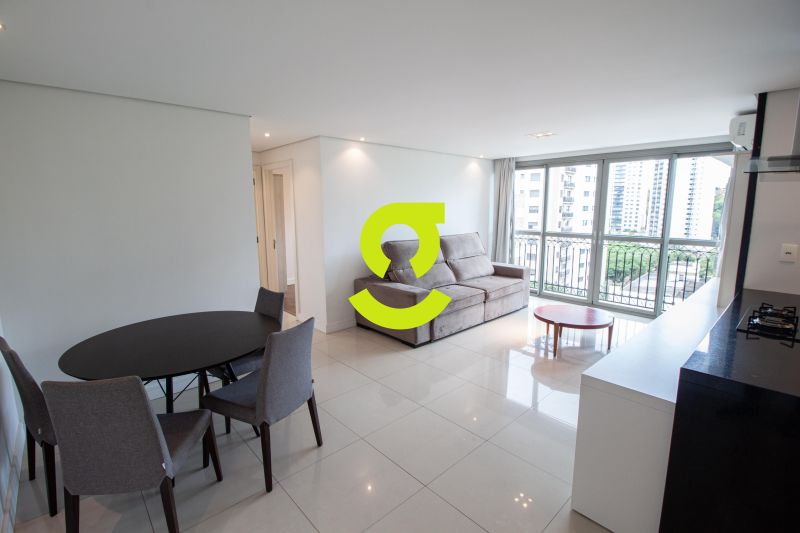 Excelente apto MOBILIADO, andar alto, churrasqueir...