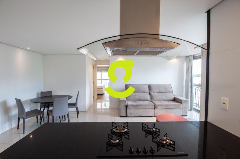 Excelente apto MOBILIADO, andar alto, churrasqueir...