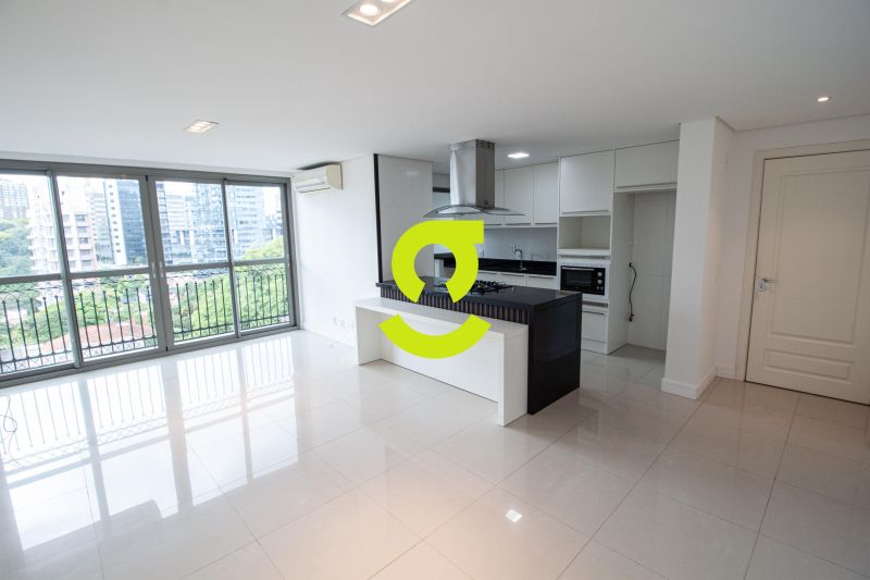 timo apto andar alto, semi mobiliado, 72m priv, 2...