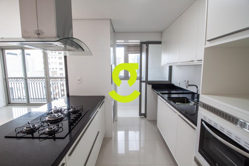 timo apto andar alto, semi mobiliado, 72m priv, 2...